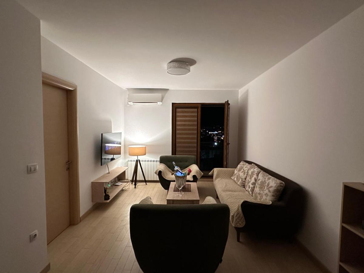 Dow Apartments - Luxury 13Th Floor, Parking Escópia Exterior foto